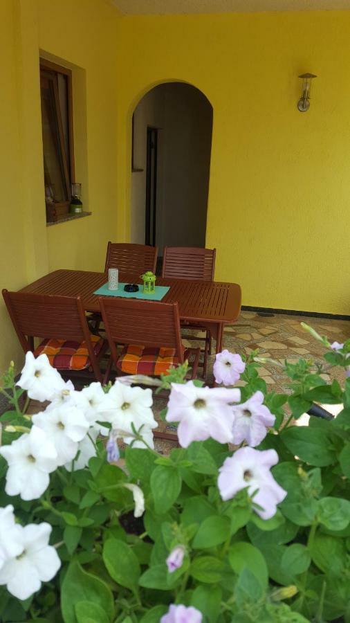 Apartments Ljubic Tar-Vabriga Ngoại thất bức ảnh